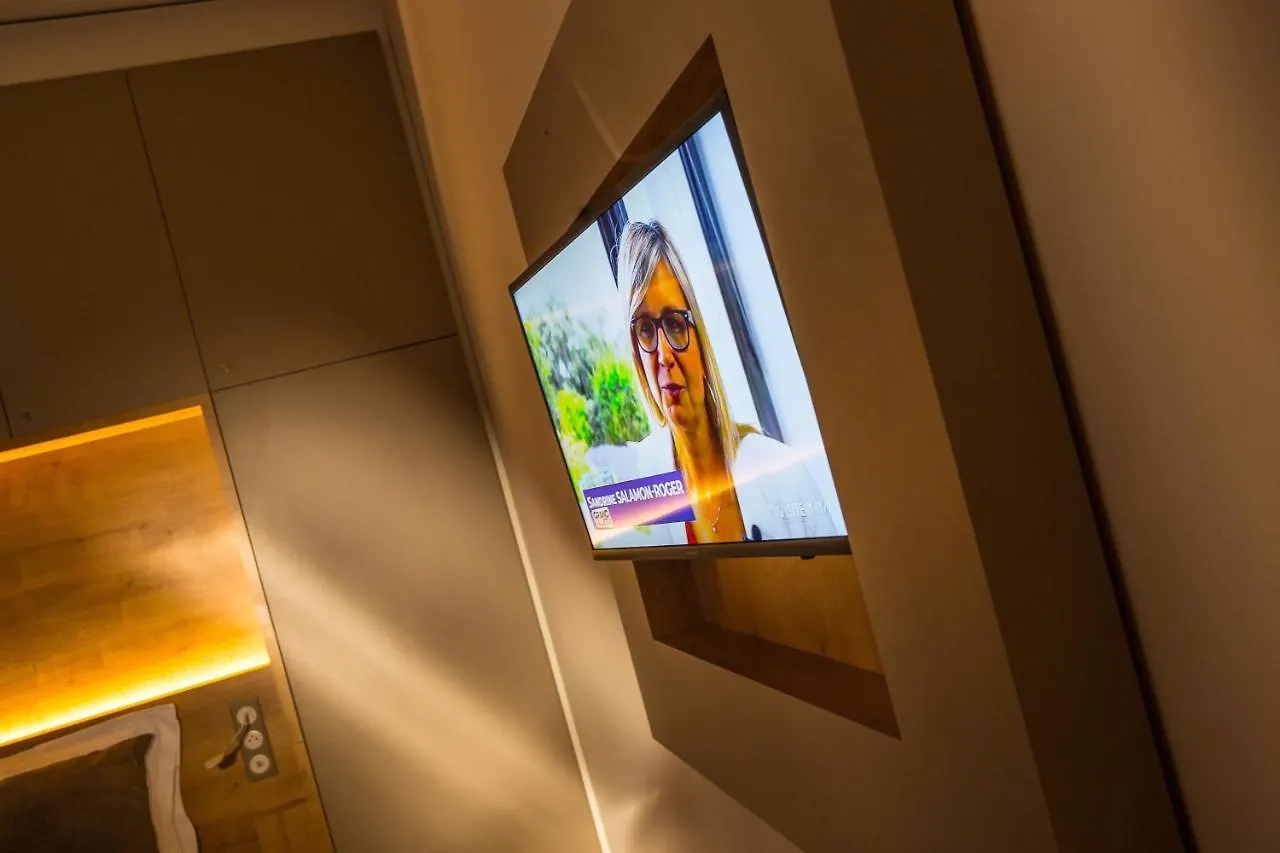 Arembault Appart Hotel Lille 0*,  France