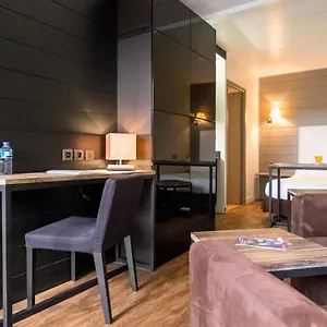  Appartement Palais Rinôur - Cosy Close To Stations&old - Welkeys