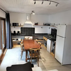 https://maison-6-8pers-vallouise-1-toile.fr-provencehotel.com