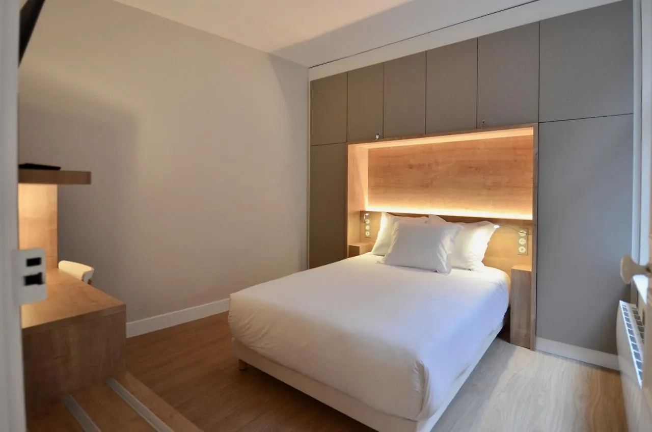 Arembault Appart Hotel Lille Apartment
